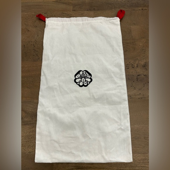 Alexander McQueen extra large dust bag - Picture 4 of 4